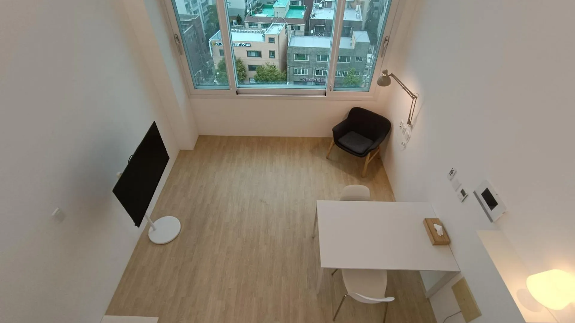 Minimalism Stay At Gimpo Airport Σεούλ 0*,  Νότια Κορέα